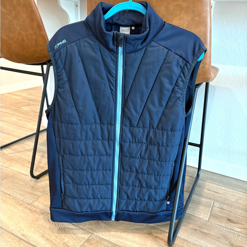 Men’s Ping Navy Vest Size Large